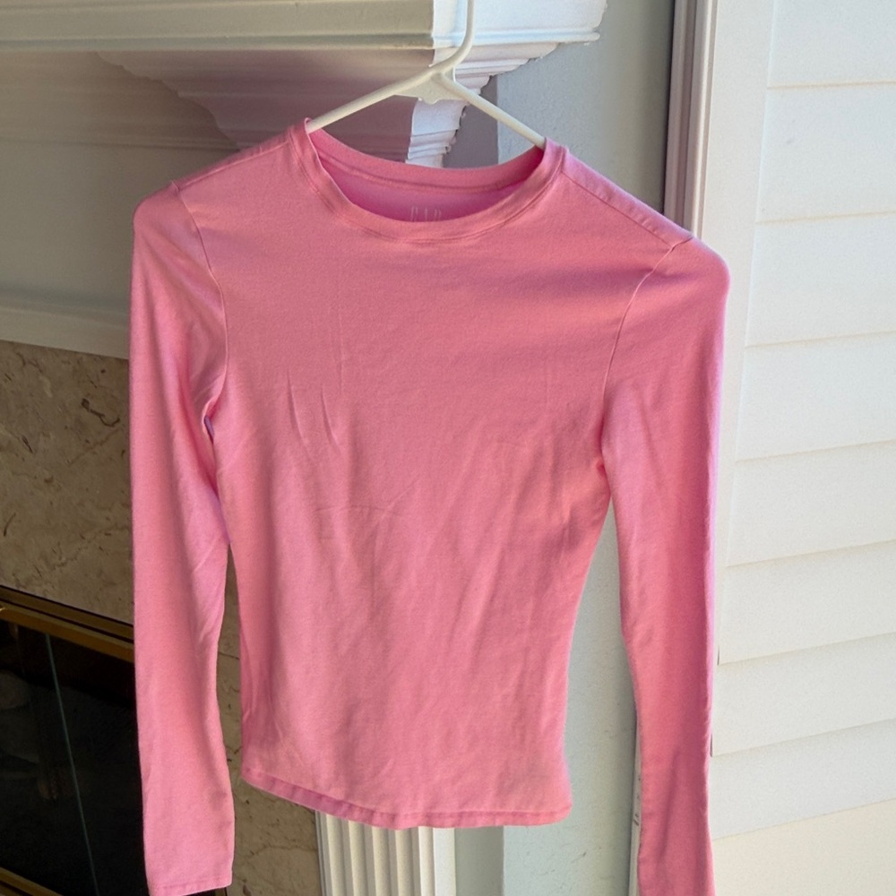 GAP Pink Long-Sleeve Body-con Crewneck Tee